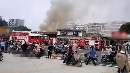 一男子起床后進廚房做“這件事”，瞬間爆炸！