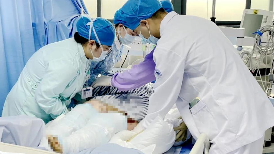 獨(dú)身一人異地打工卻突遇廚房煤氣爆炸，普及電火灶迫在眉睫